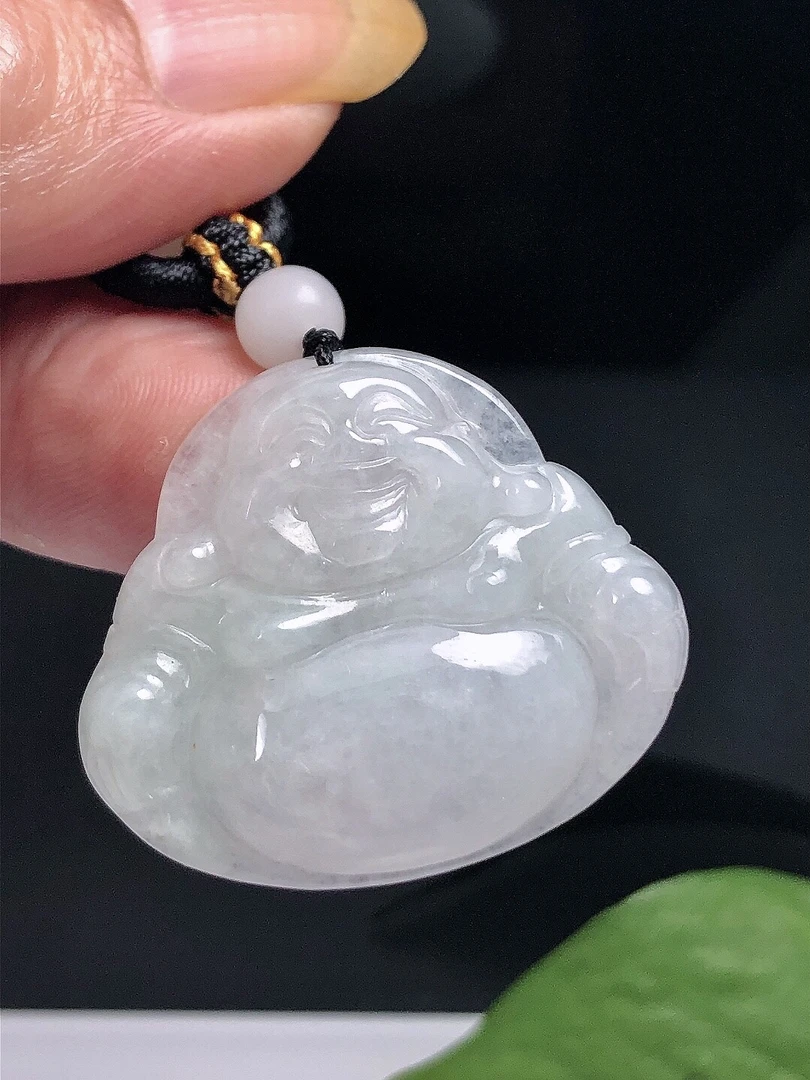 缅甸天然翡翠A货，冰润佛公吊坠挂件有纹时尚白色女士天然翡翠吊坠