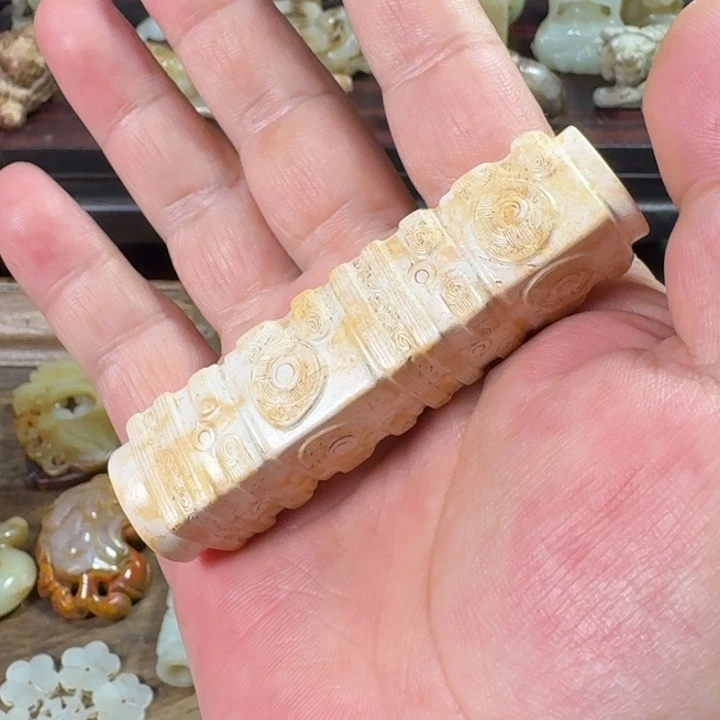 和田玉未镶嵌颈饰豫**0