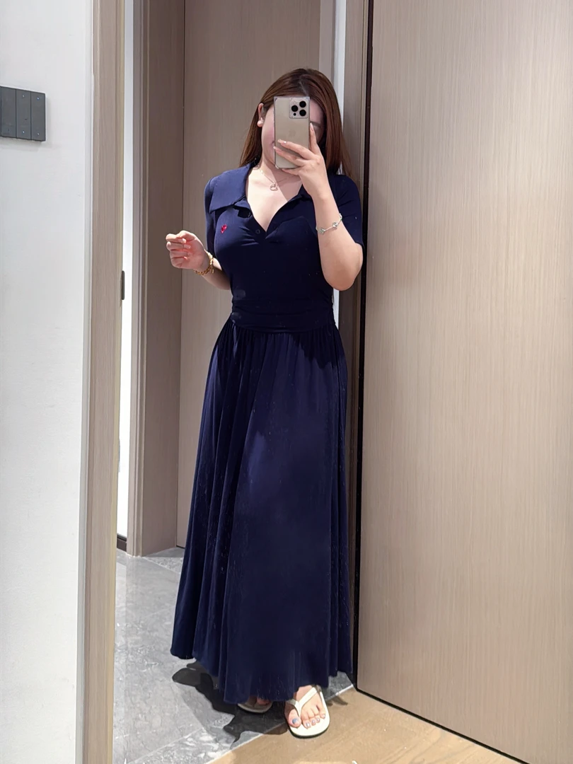 【一茹】微胖mm 设计感褶皱POLO领短袖绣花连衣裙夏季收腰A字长裙