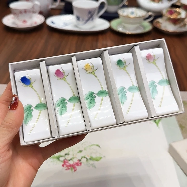 瓷片杯子杯子杯子水杯杯子水杯