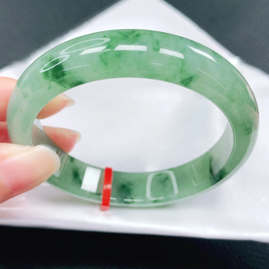 翡翠未镶嵌手镯54圈