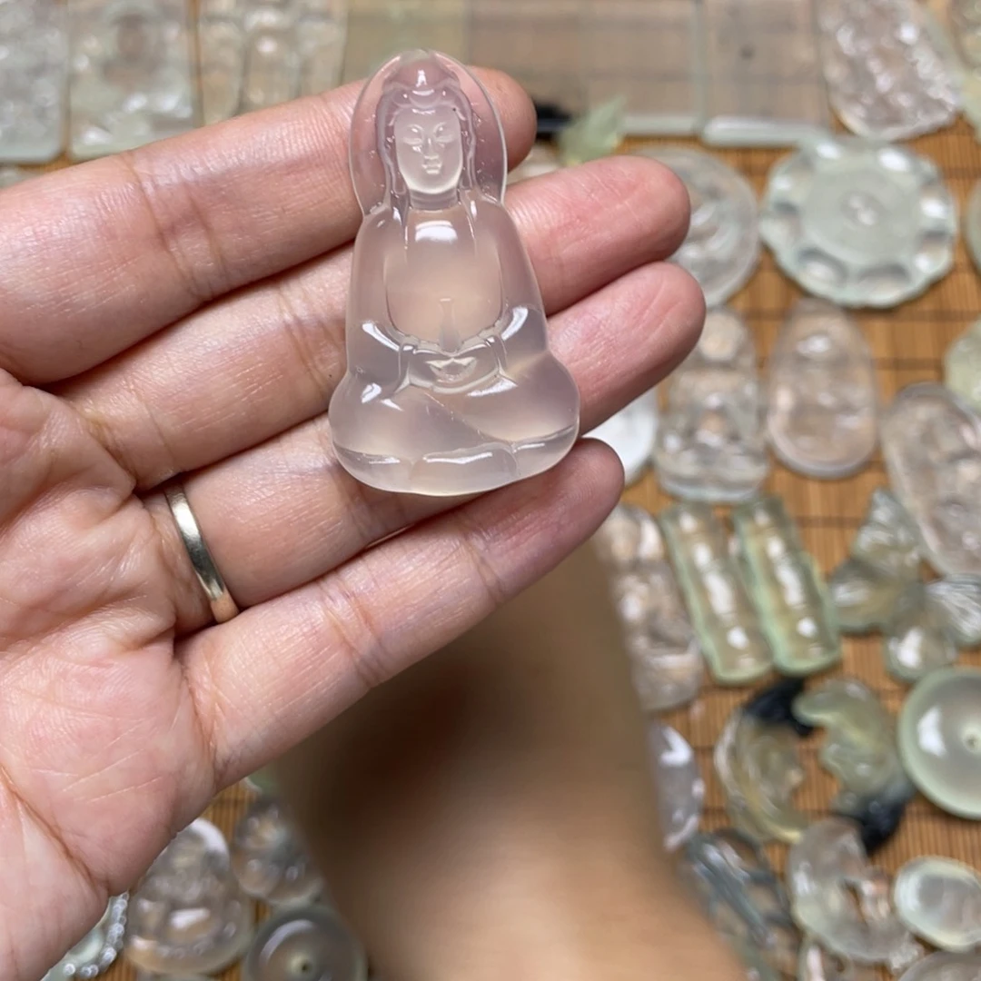 未镶嵌蛇纹石玉颈饰玖*