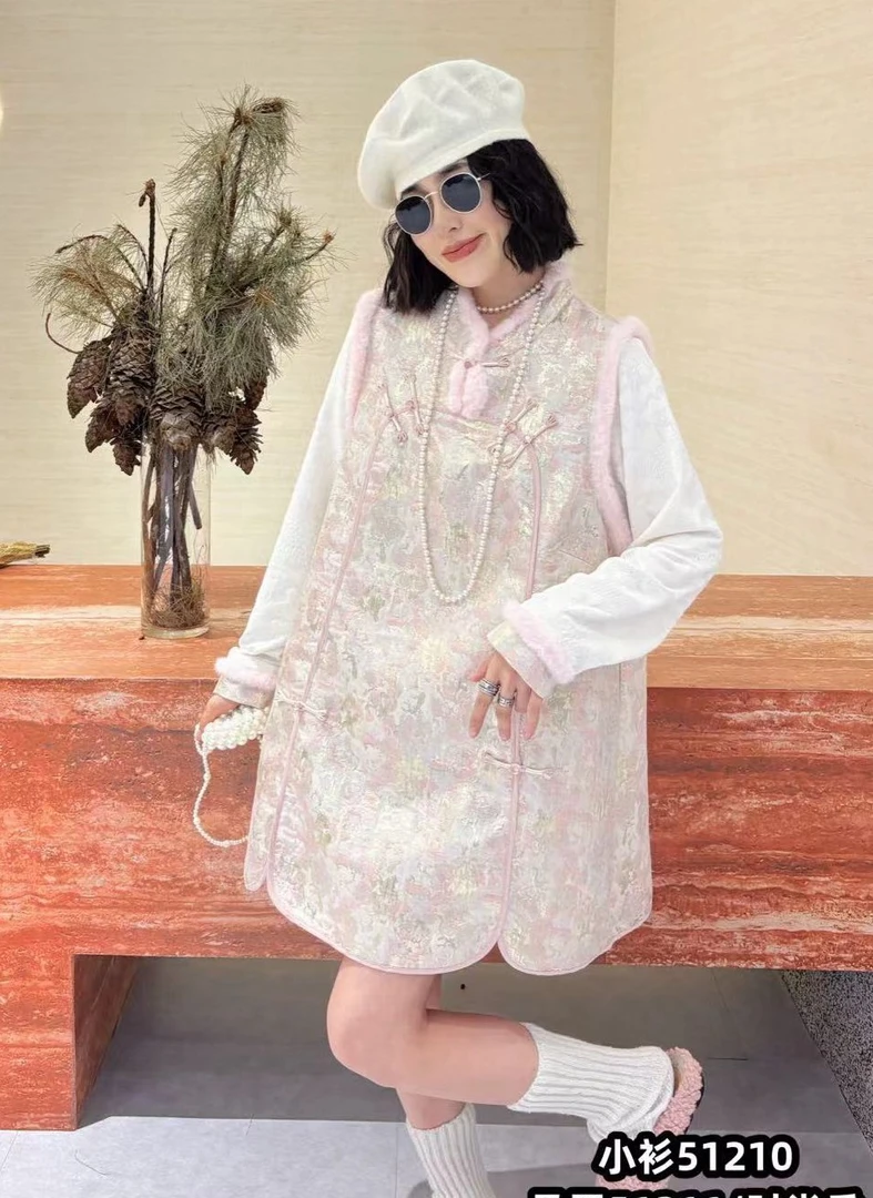 大码孕妇的孕期穿搭孕妇装新品冬季新品气质加绒新年套裙51210