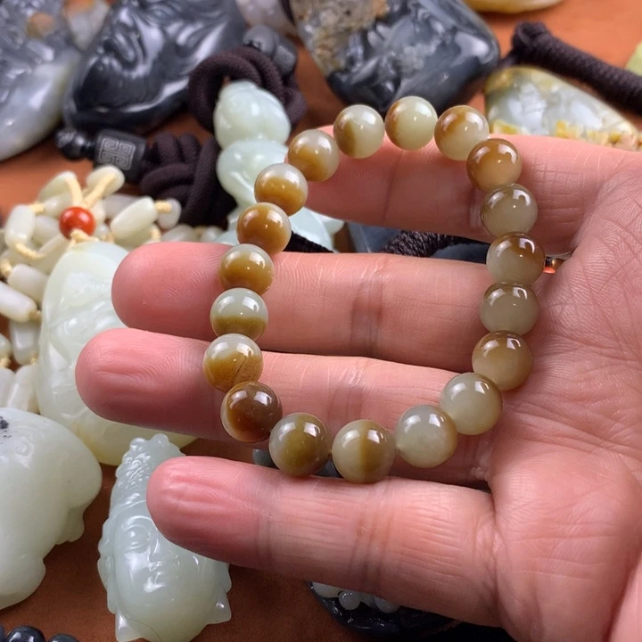 未镶嵌和田玉挂件