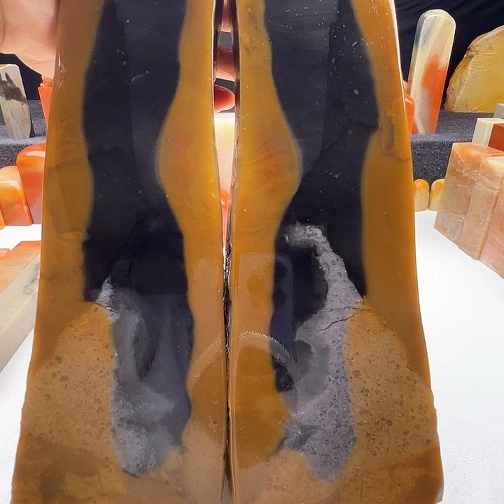 一***笑老挝石老挝精品展区