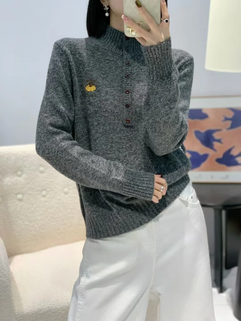 南瓜刺绣半高领花纱单排扣提花百搭显瘦针织衫减龄保暖打底衫毛衣