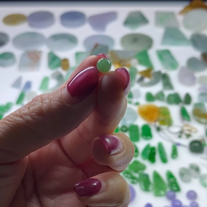 ****睡翡翠未镶嵌挂件天然翡翠