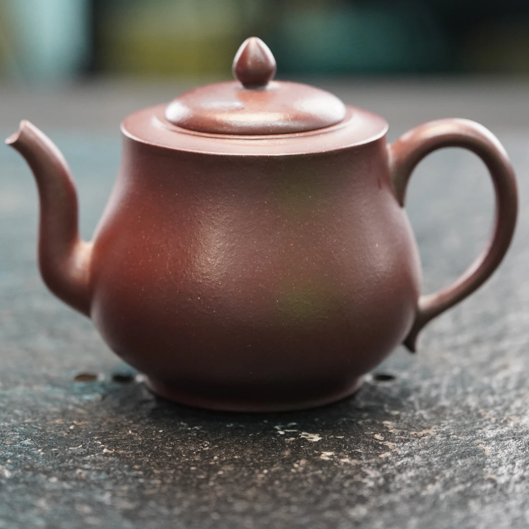 lot.20043 张颖明 紫泥柱础壶 280cc