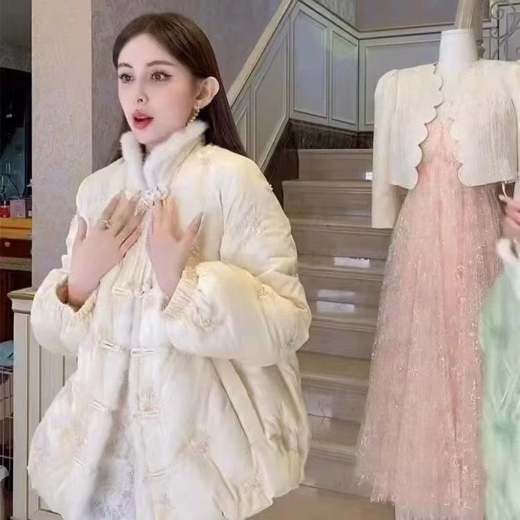 仿水貂2025网红新款复古国风秋冬季鸭绒轻薄刺绣盘扣外套羽绒服女