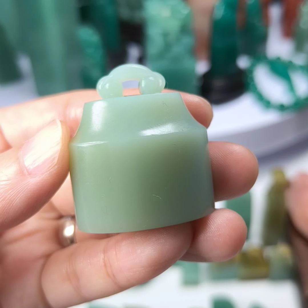 印石寿山石梅子青如意钮