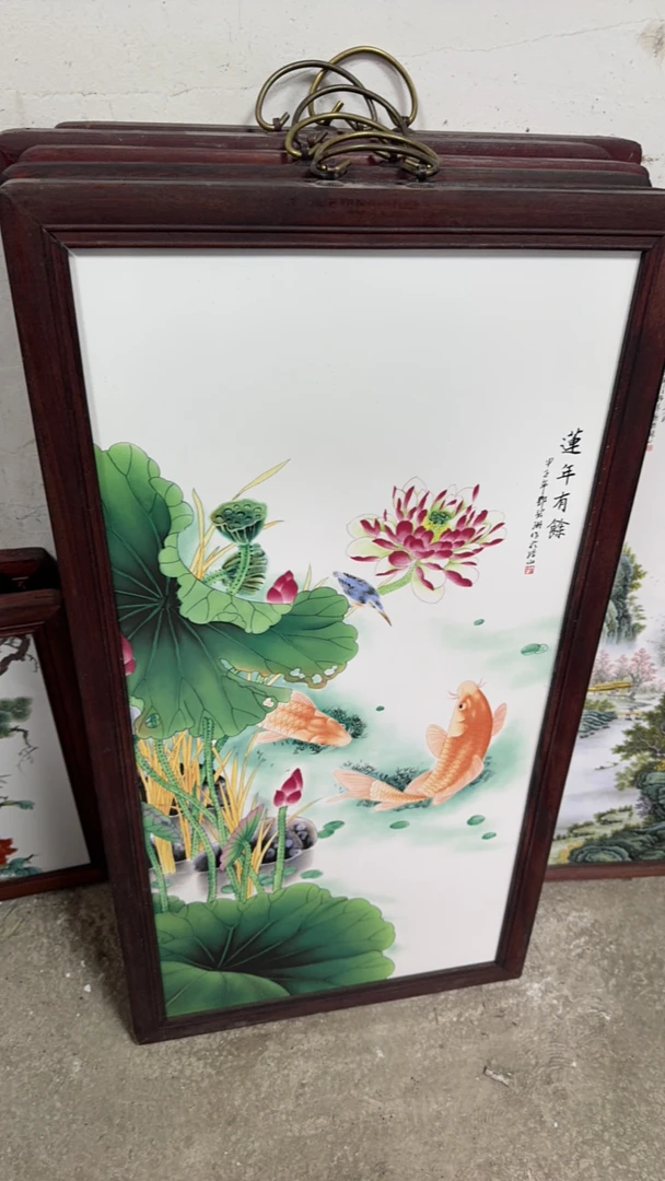 手工手绘鱼瓷板画