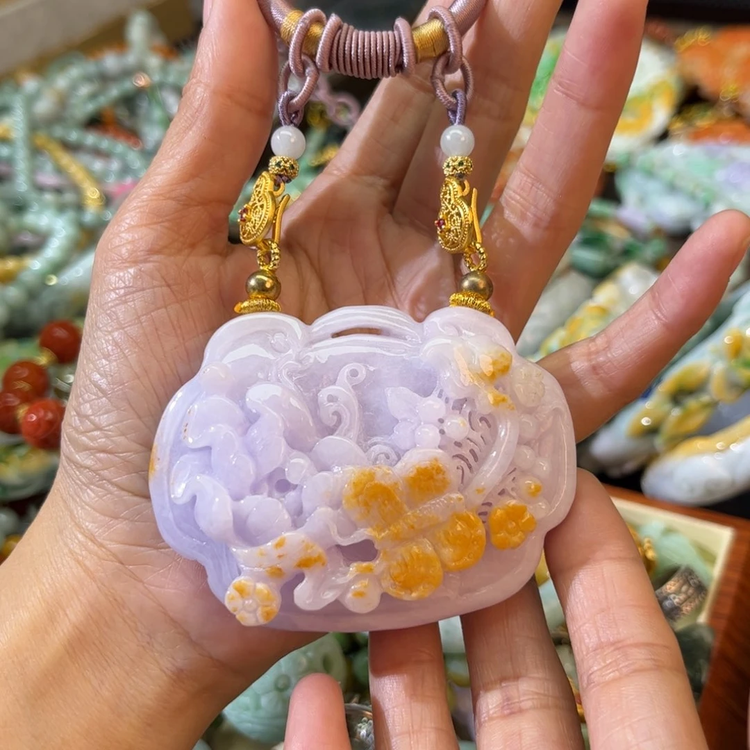 翡翠颈饰未镶嵌待编款