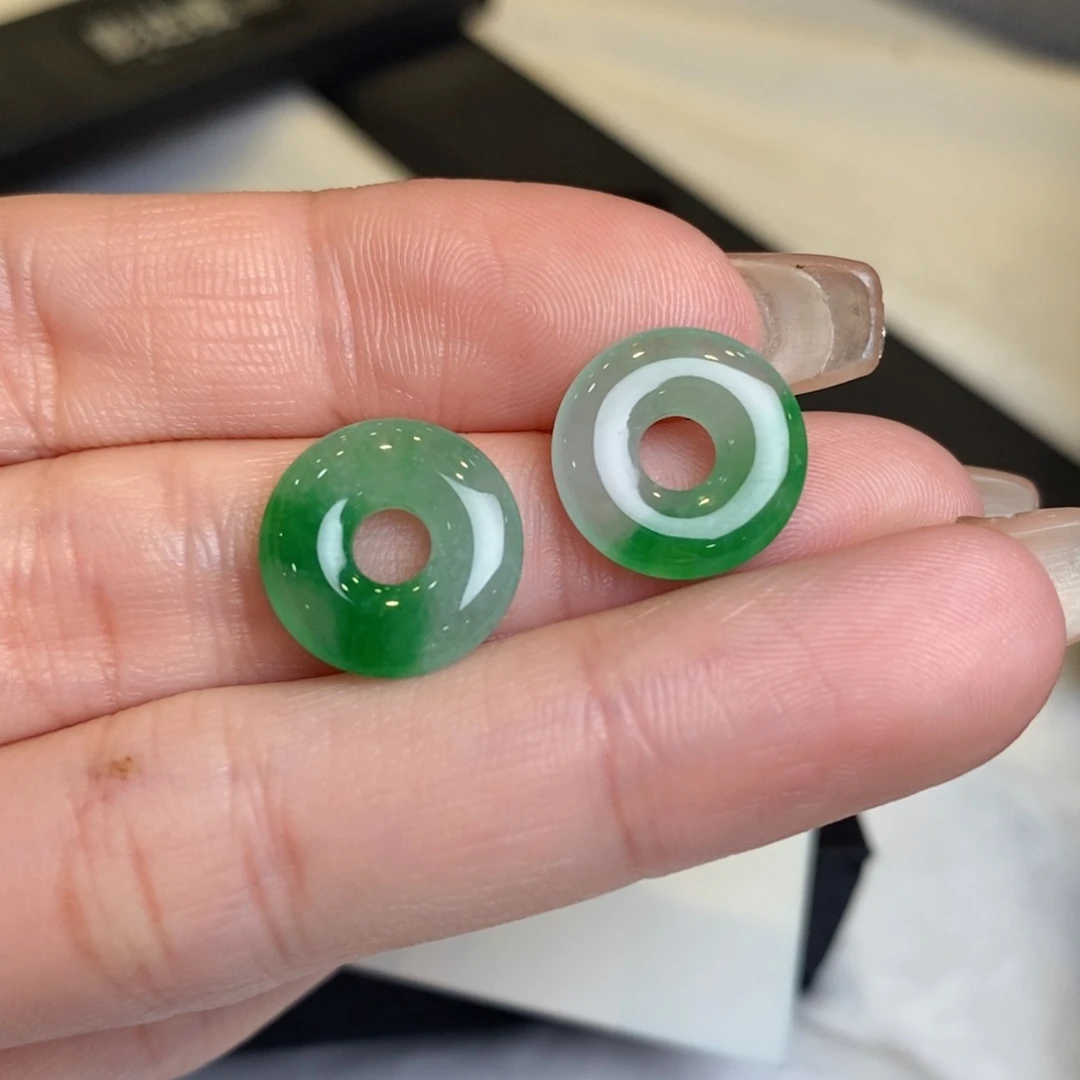 翡翠耳饰未镶嵌甜甜圈