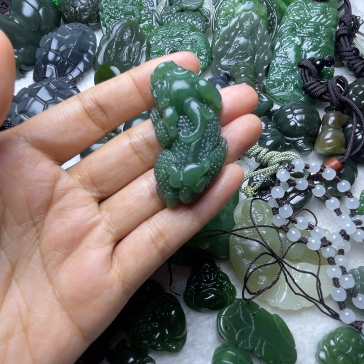 风***纪和田玉未镶嵌颈饰