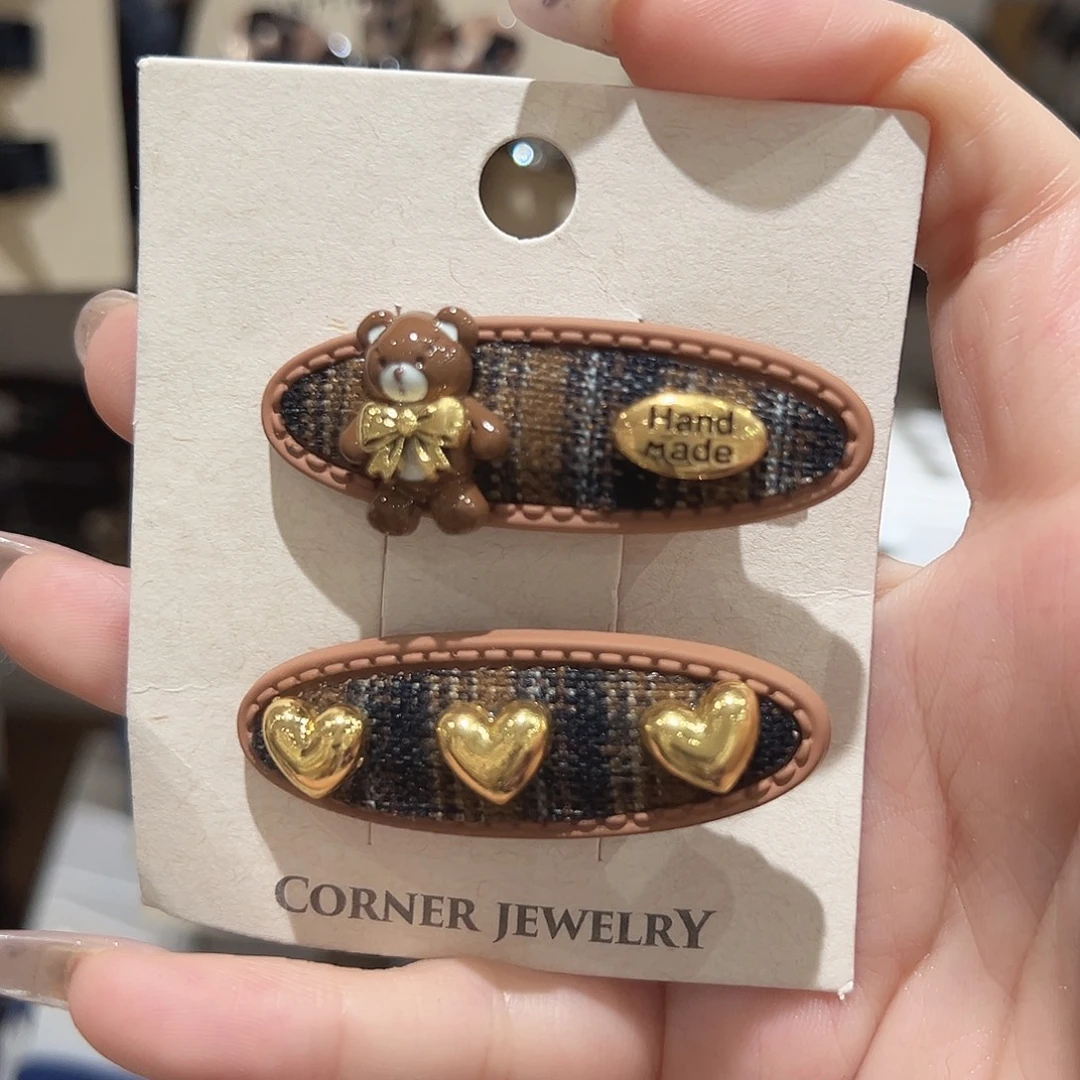 仿珍珠非金属咖色小熊鸭夹