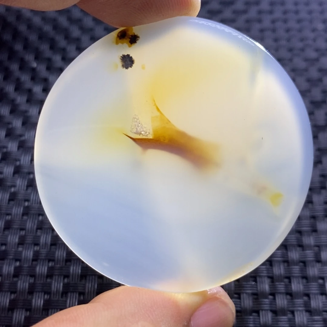 乘***2玛瑙/玉髓未镶嵌颈饰