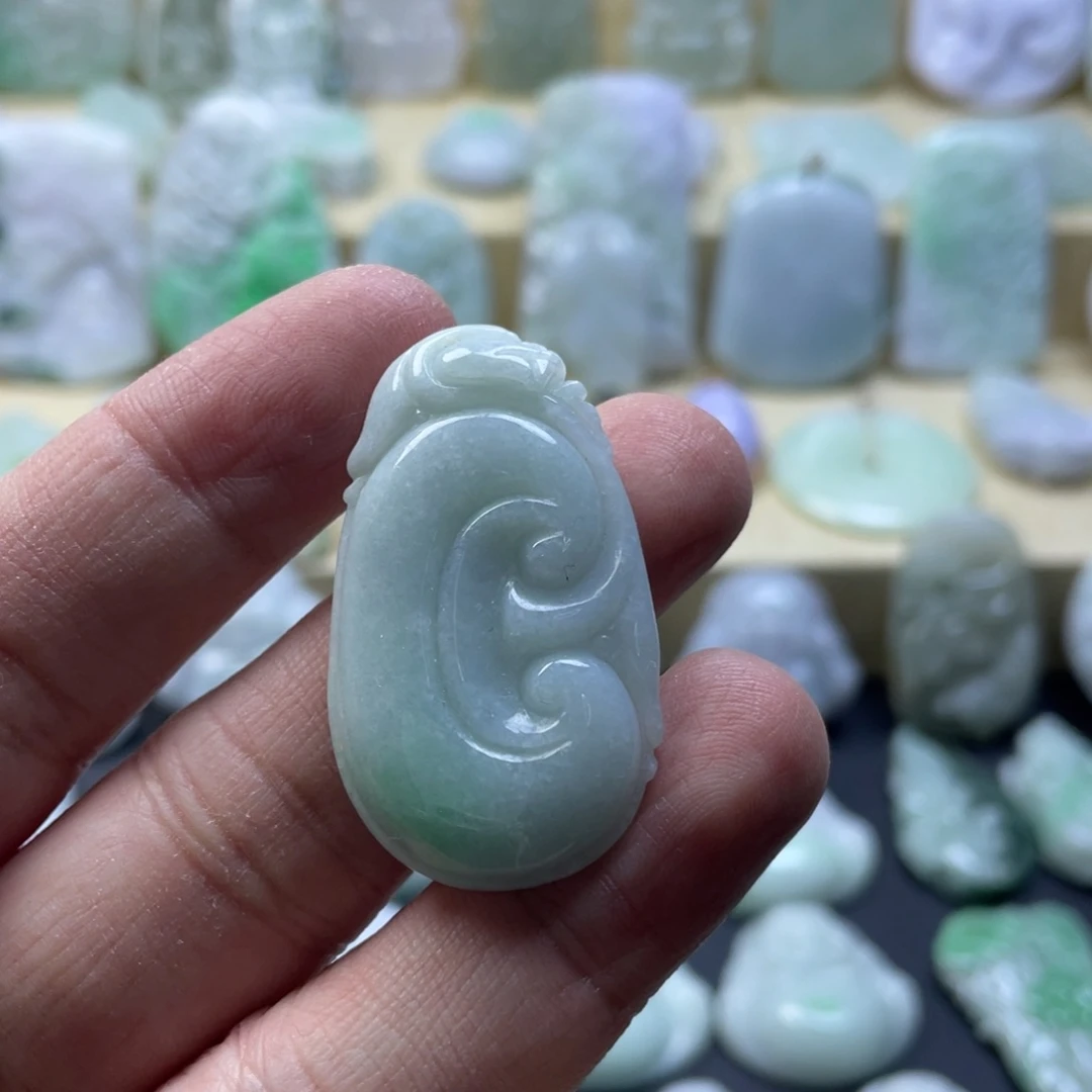 翡翠未镶嵌颈饰纯天然翡翠