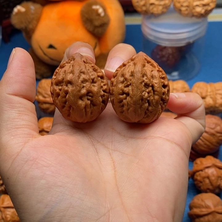 文玩核桃把件小八棱