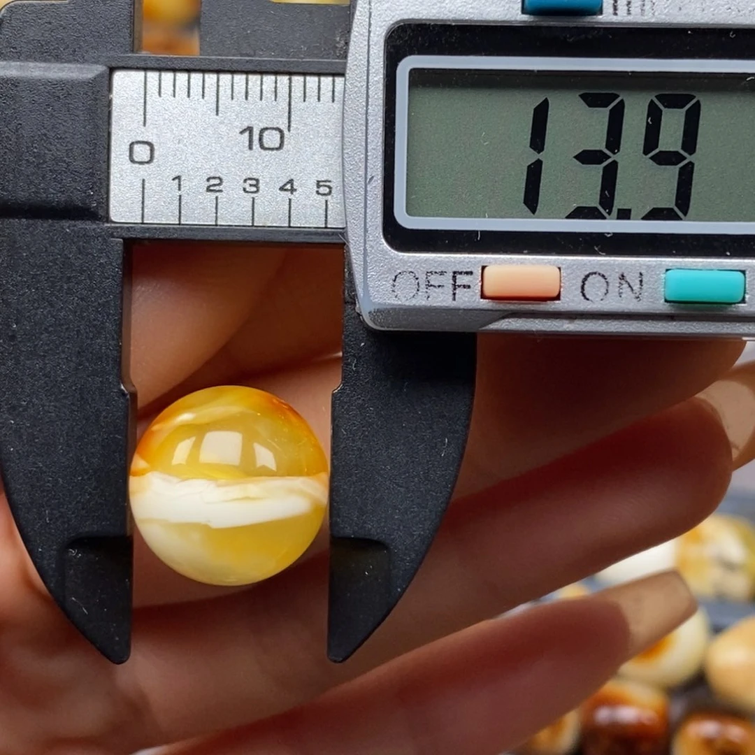 未镶嵌琥珀戒指圆珠