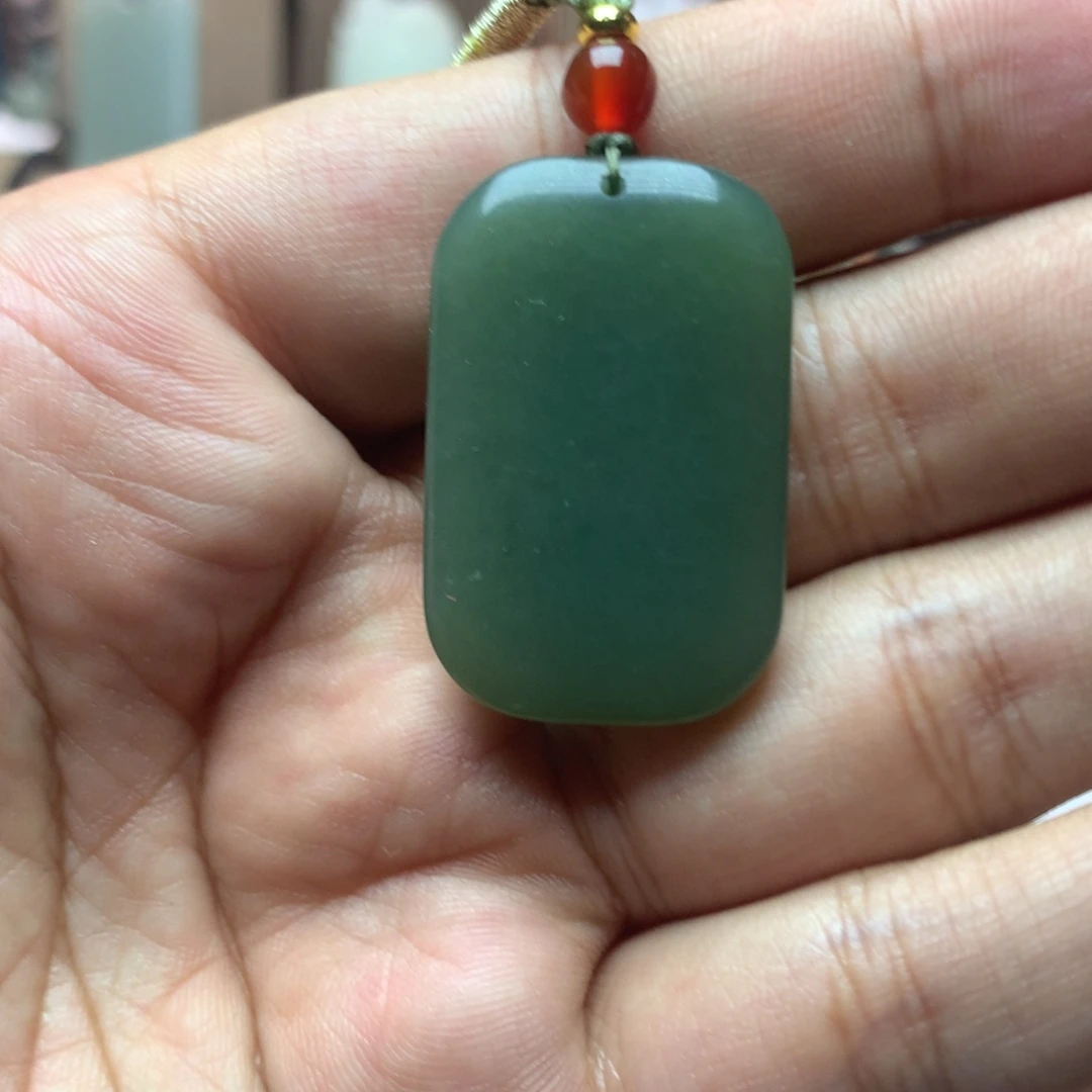 和田玉未镶嵌吊坠(不含链)