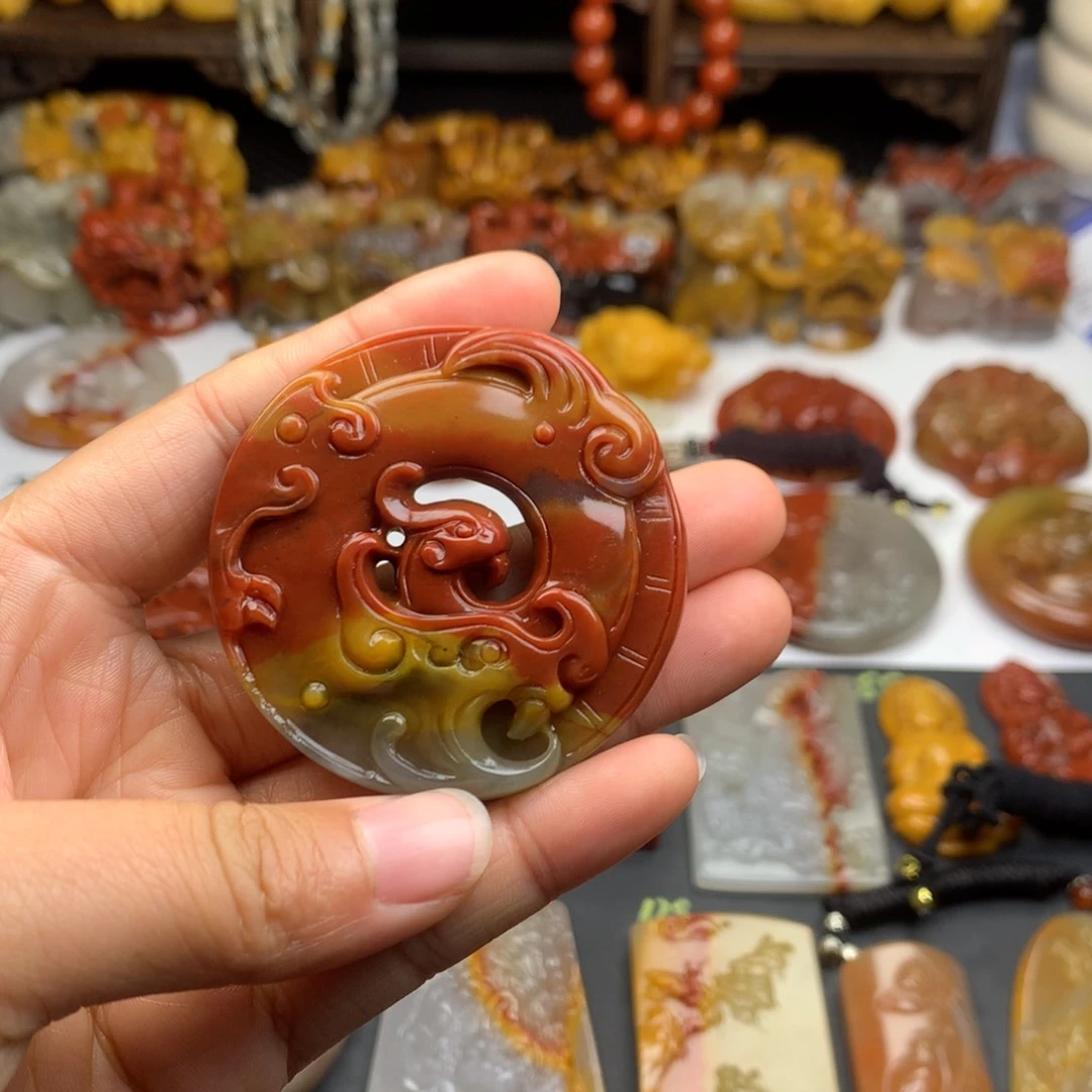 石英质玉（黄龙玉）挂件未镶嵌