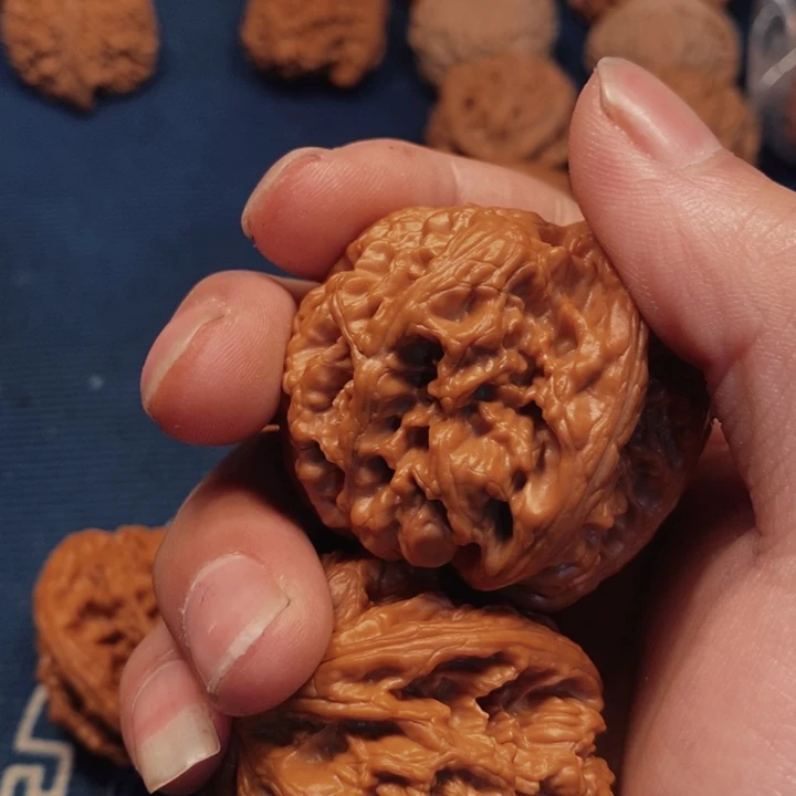 迷***童桃核吊坠全品粗筋