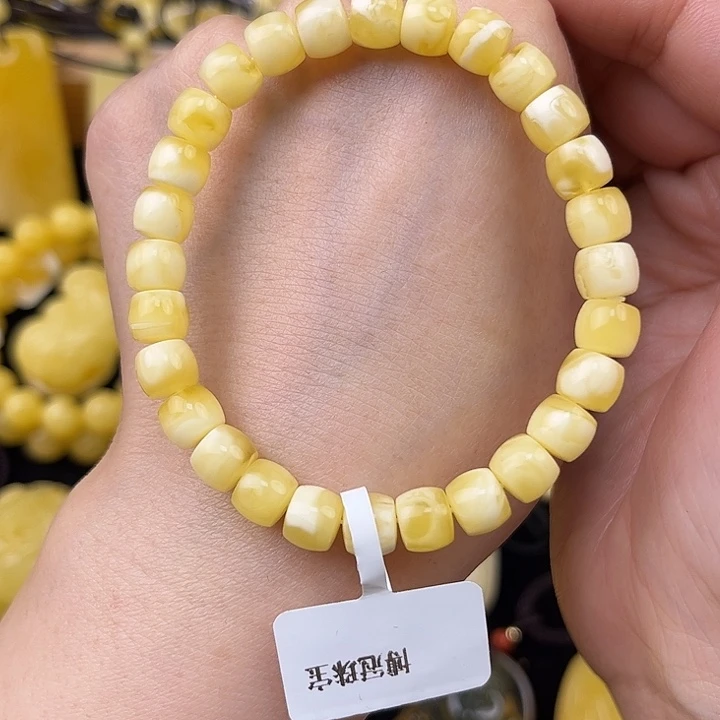 琥珀未镶嵌颈饰琥珀，