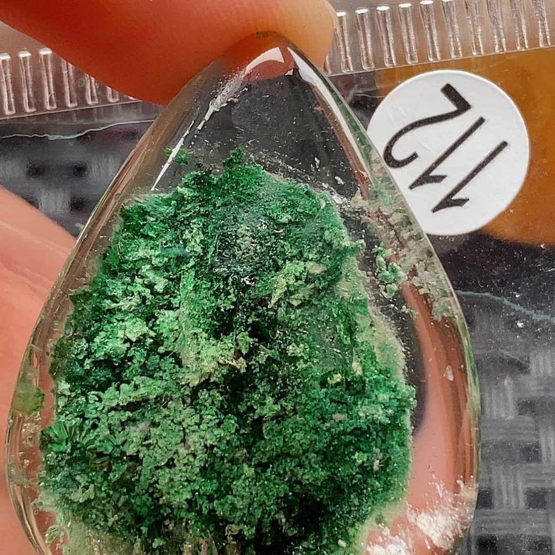 未镶嵌颈饰水晶用****0