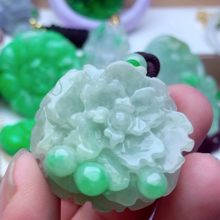 毛衣链未镶嵌翡翠