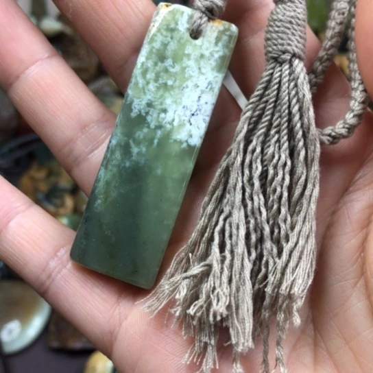 岫岩河磨玉（透闪石质玉）未镶嵌挂件