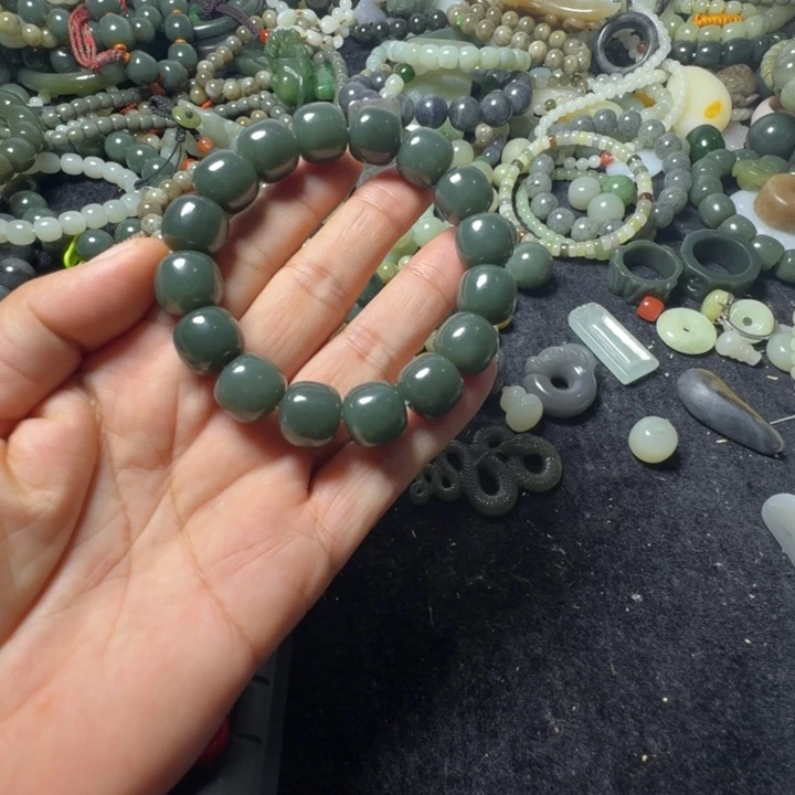 和田玉未镶嵌手串14