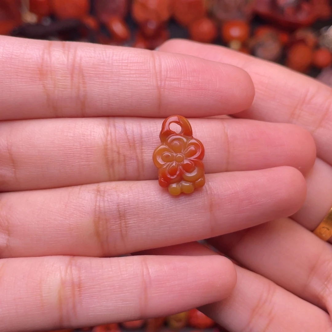 南红玛瑙未镶嵌配饰