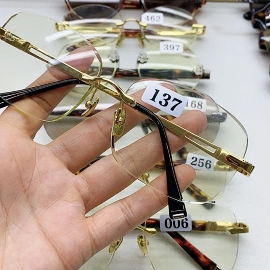 无框复古圆。水晶眼镜