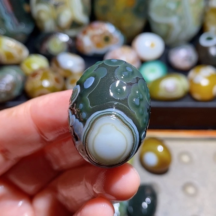 未镶嵌玛瑙/玉髓珠宝半成品88