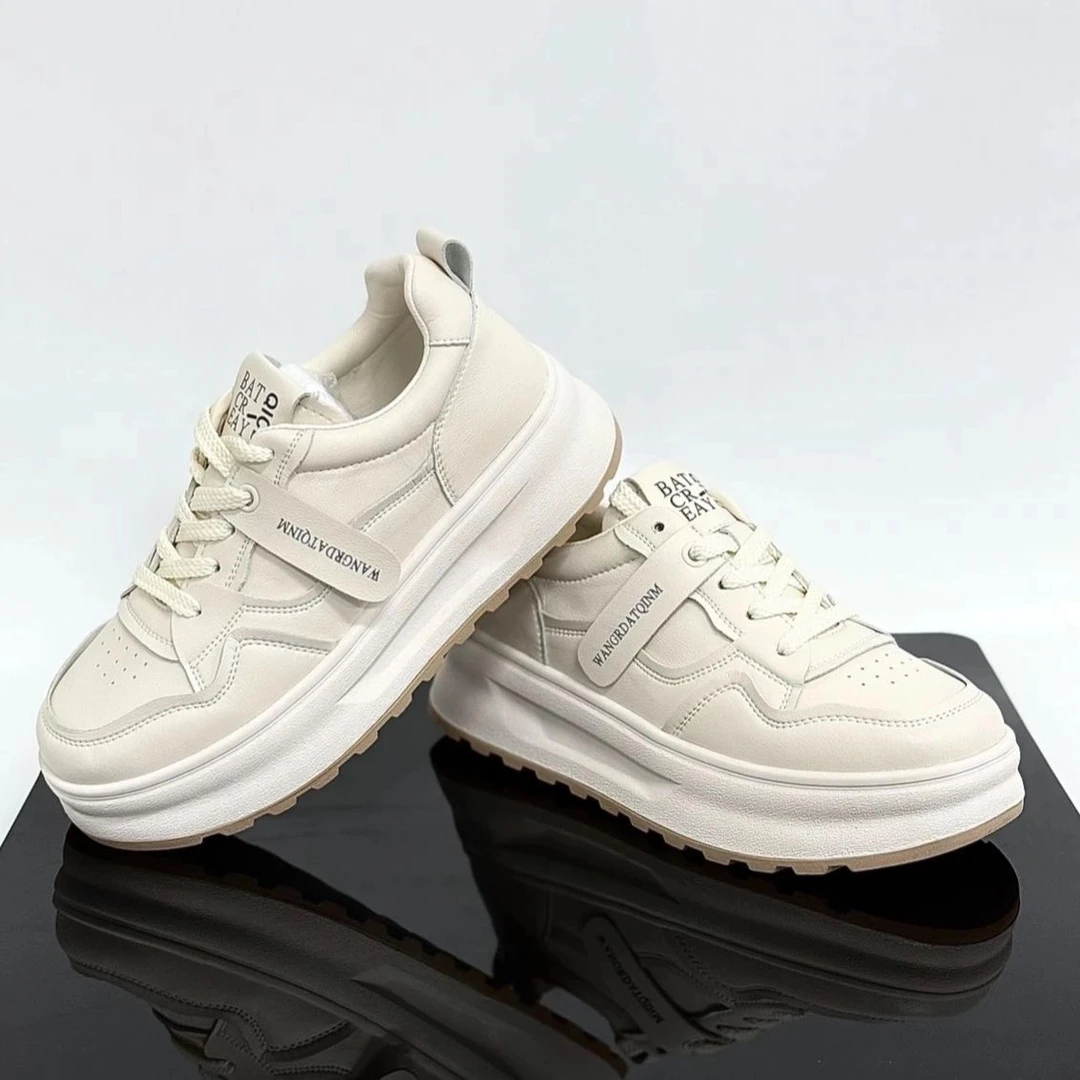 爆款2025春季新款超火厚底休闲小白鞋女百搭运动板鞋女鞋防滑