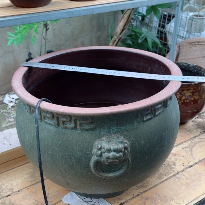 无孔 高29 口38。