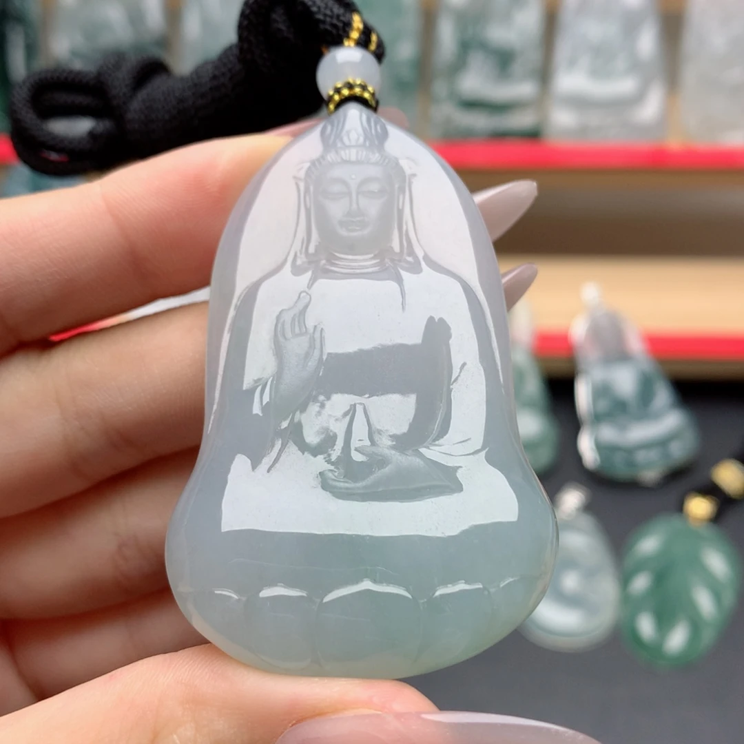 徐***)翡翠未镶嵌颈饰素衣观音