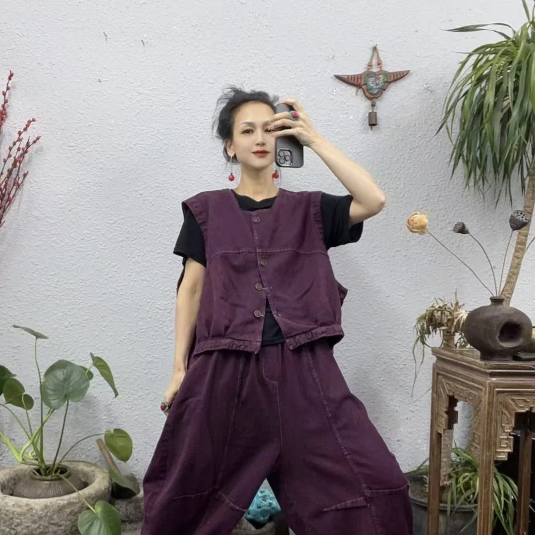 5535-1春紫红弧线短款牛仔马甲（长51胸围136