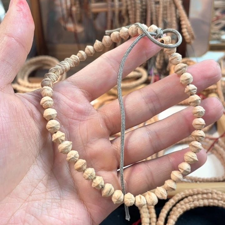 柏香籽/百香籽吊坠晨*。