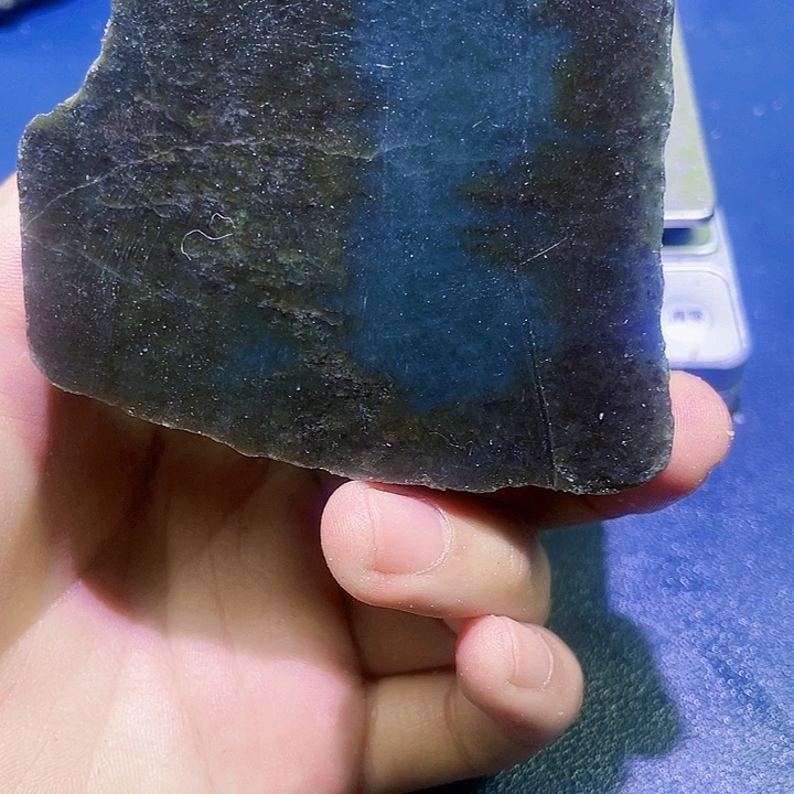 未镶嵌和田玉（糖玉）珠宝半成品