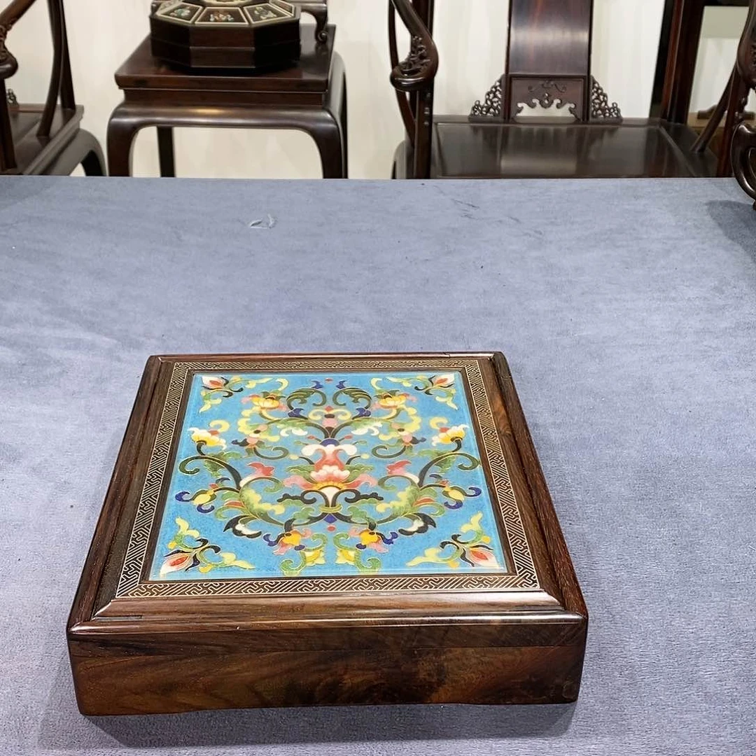 红酸枝木类成套家具茶盒