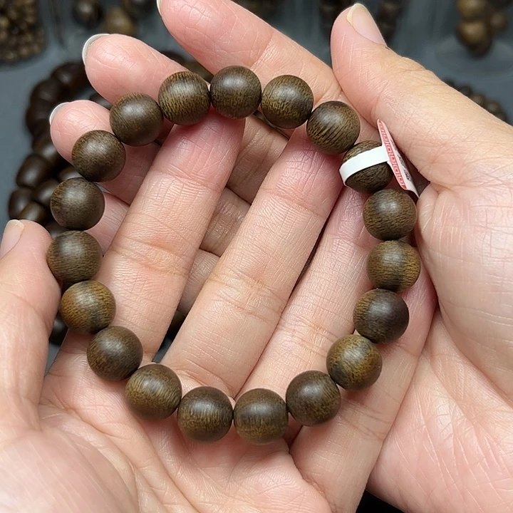 沉香碎屑沉香白棋玉化1.0