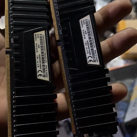 8gddr43000内存台式机用