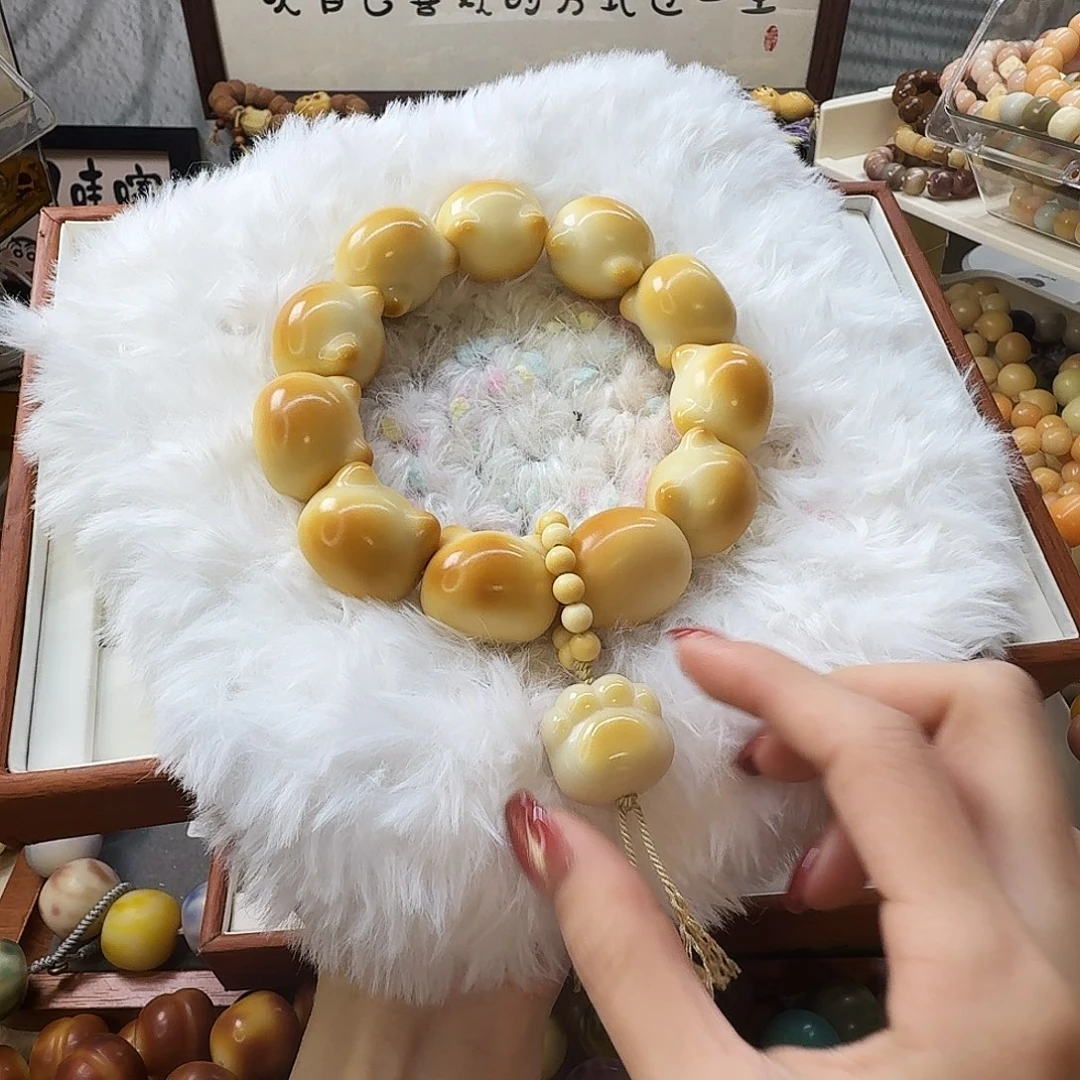 辣***条手串菩提根/象牙果