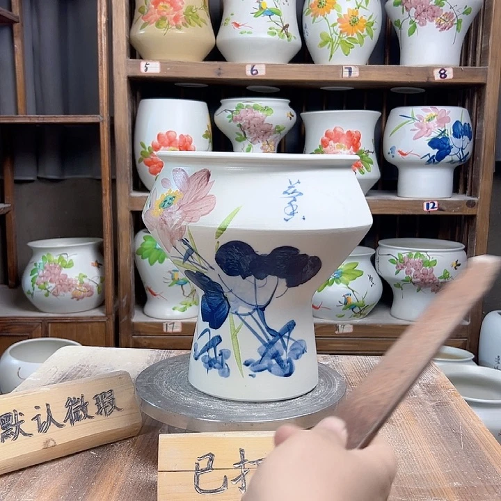 摆件高脚荷花新款新款陶瓷