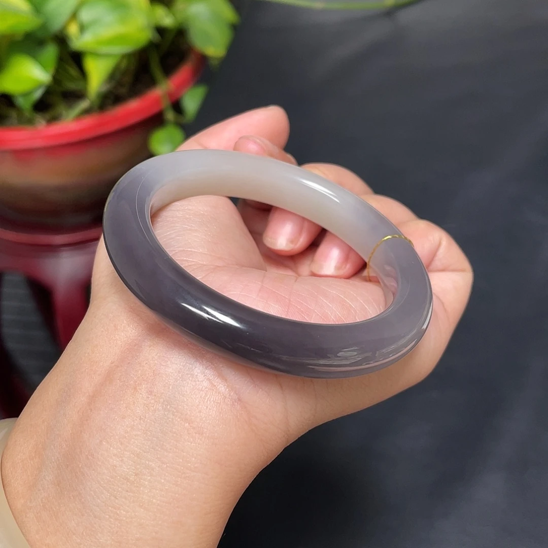 和田玉未镶嵌手镯紫白