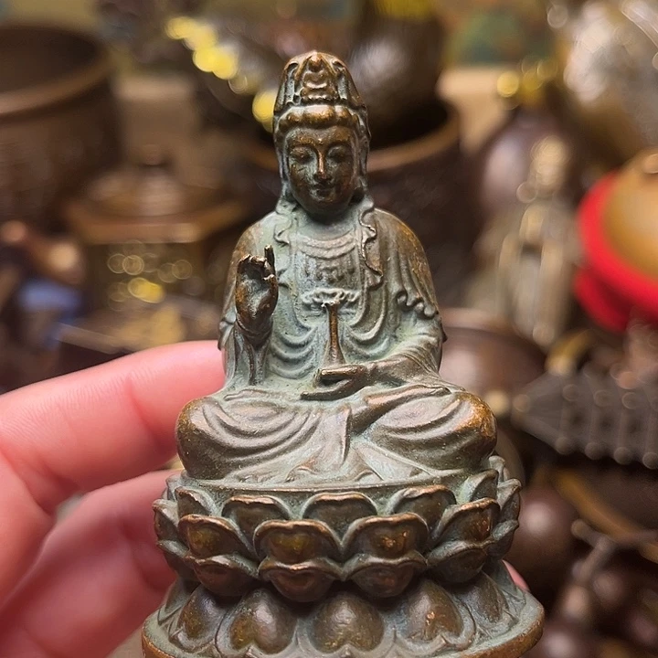 精美铜器批发档口