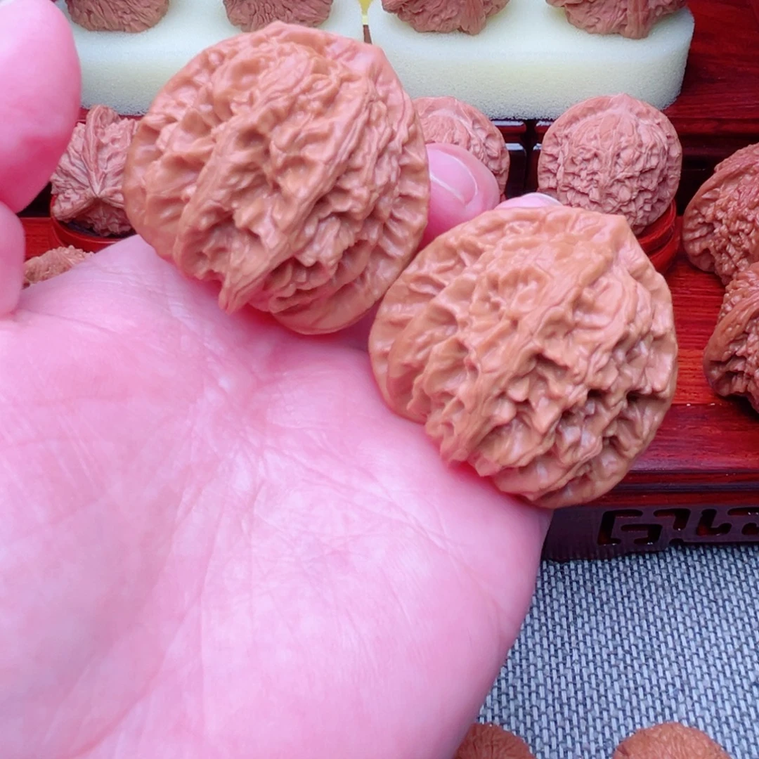 文玩核桃吊坠霞云岭43尺