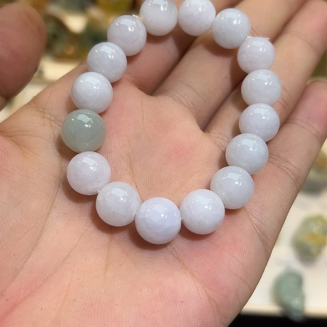 颈饰未镶嵌翡翠挂件