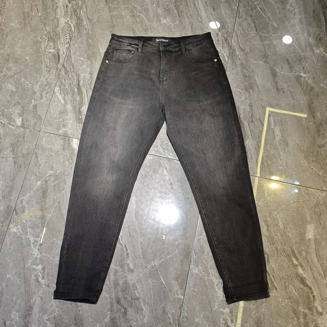 【素诚服装】男士秋冬新款百搭欧版修身黑灰轻奢潮流时尚牛仔裤